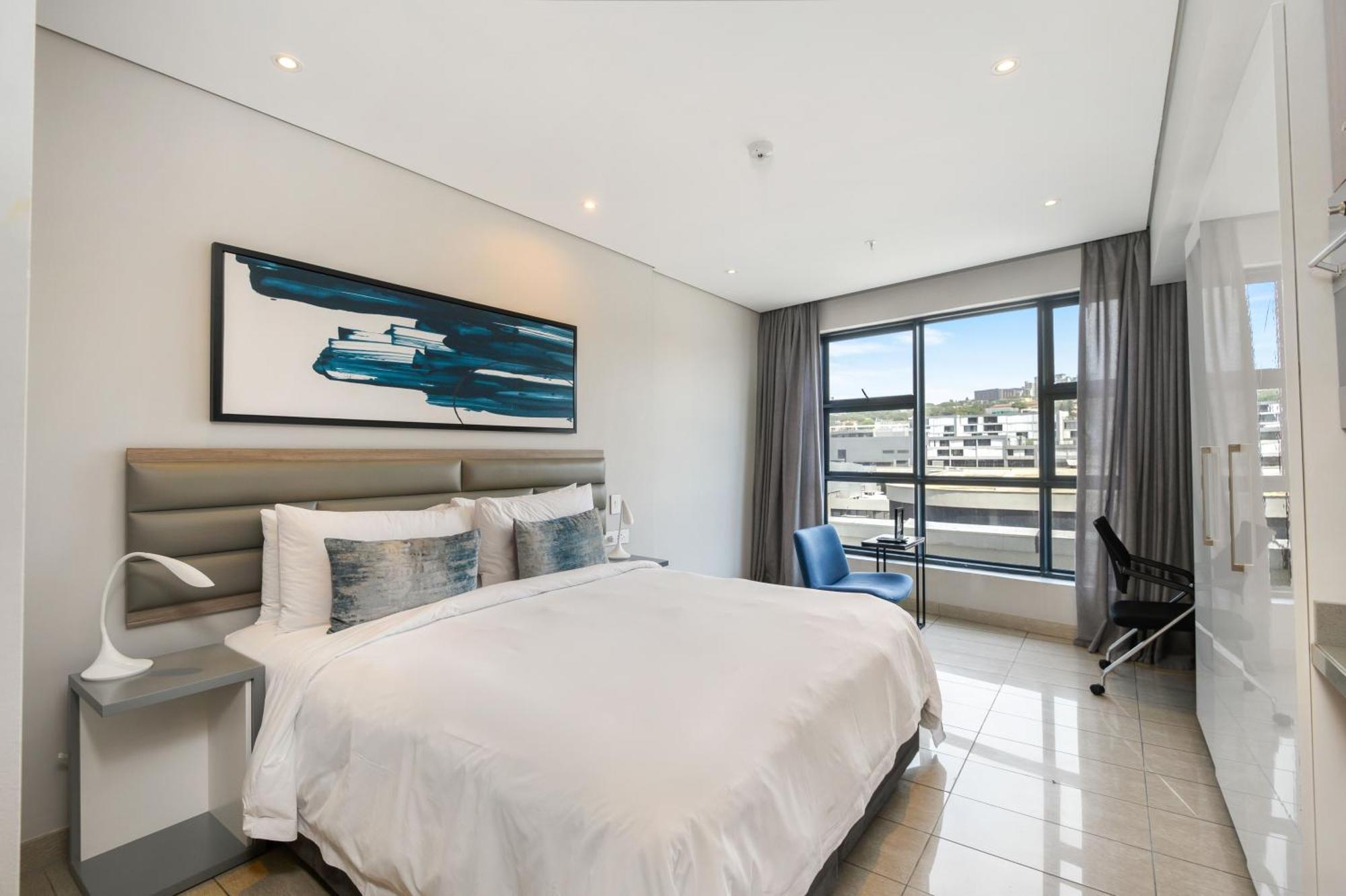 เดอะ แคปิตัล เพิร์ล Hotel เดอร์บัน ภายนอก รูปภาพ A bedroom at the hotel