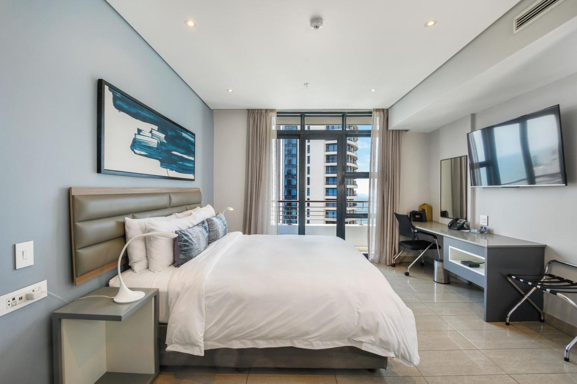 เดอะ แคปิตัล เพิร์ล Hotel เดอร์บัน ภายนอก รูปภาพ A bedroom at the hotel